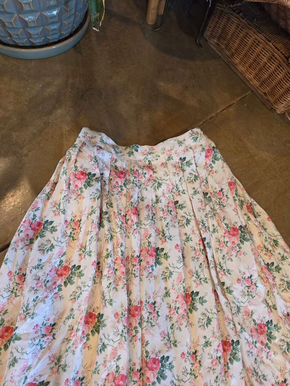 Vintage Floral 100% Silk Midi Length Flowy Skirt~27in Waist By VICTORIA ASHLEY - Picture 4 of 7